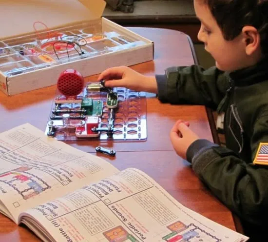 The-Sk188 Stem Electronic Learning Kit With 188 Experiments/Snap Circuit Kit