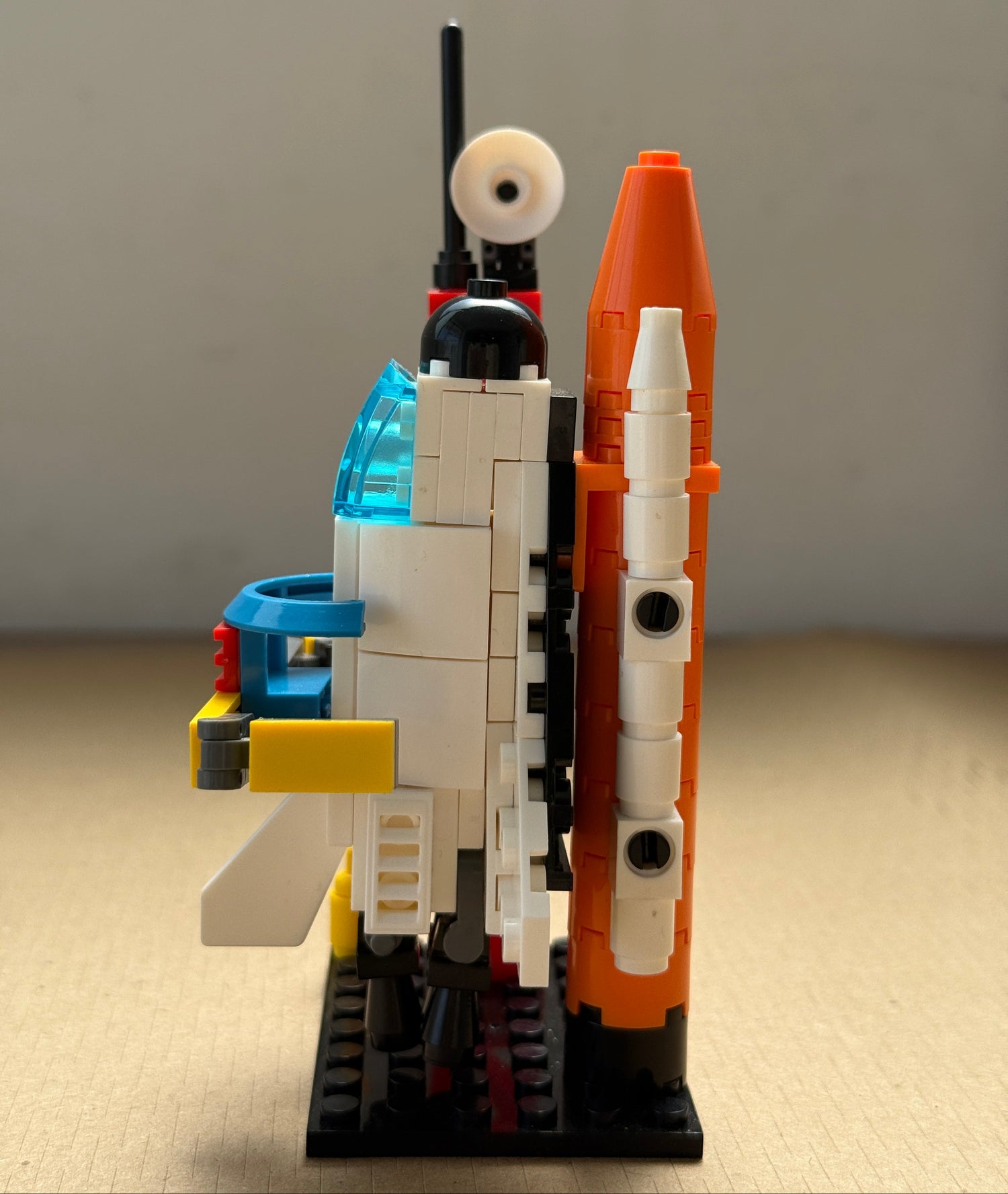 Learn, Play & Explore Space